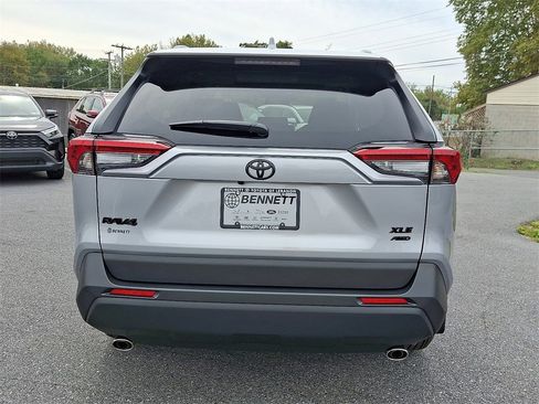 New 2025 Toyota RAV4 XLE image 6