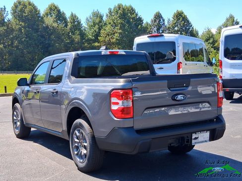 New 2025 Ford Maverick XLT image 3