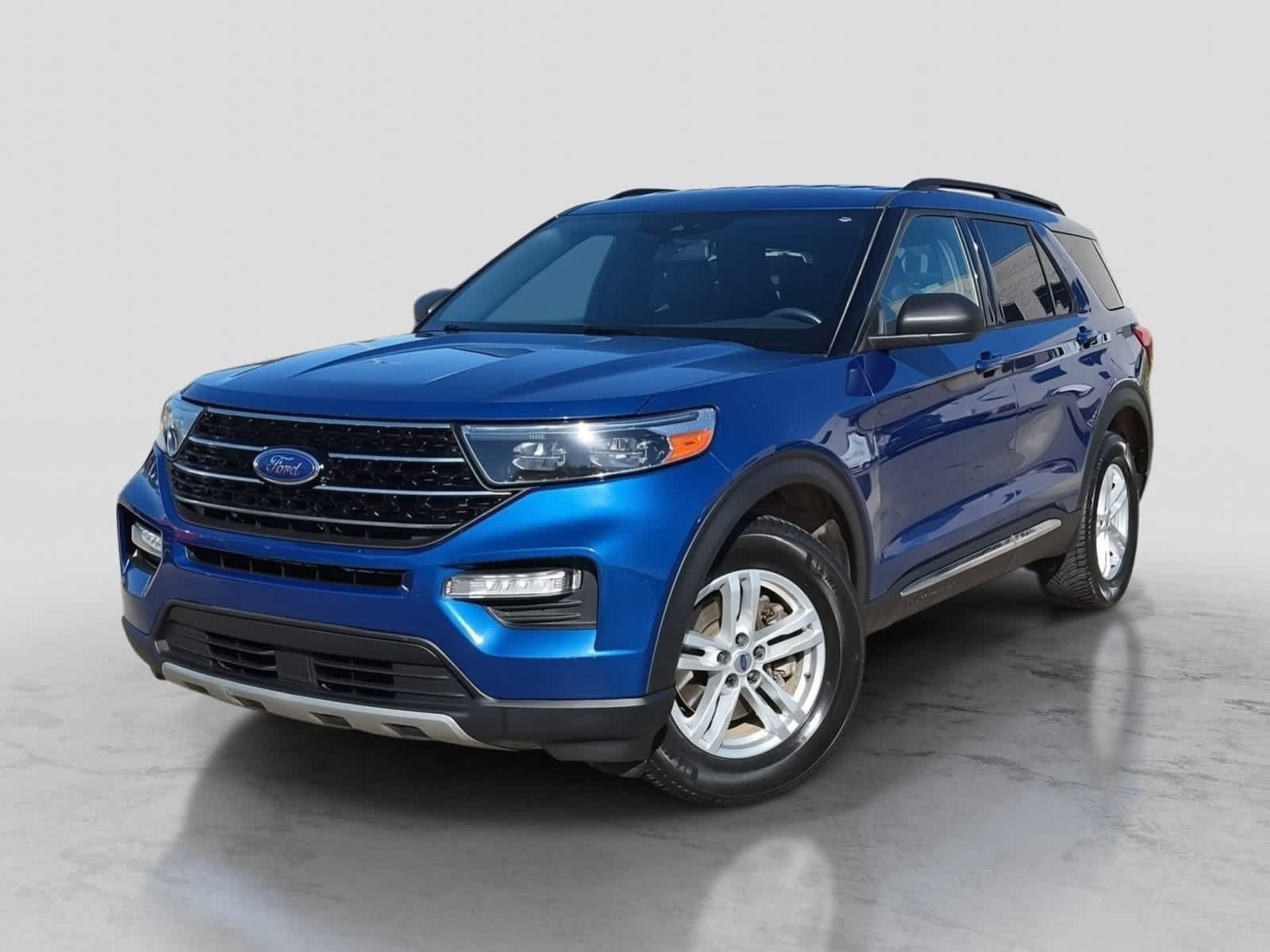 Used 2020 Ford Explorer XLT w/ Equipment Group 202A AWD/4WD image 1