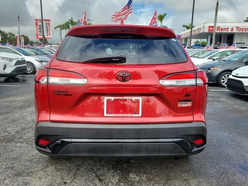 Used 2023 Toyota Corolla Cross AWD Hybrid image 9
