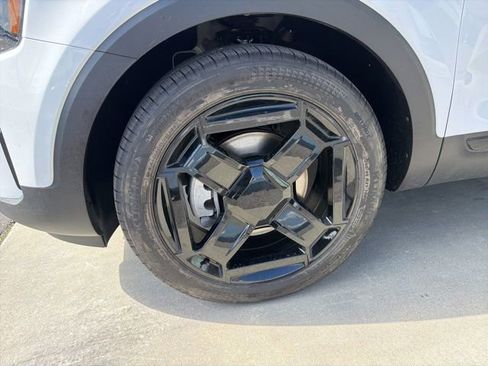 Certified 2025 Kia Telluride SX Prestige X-Line AWD/4WD image 9