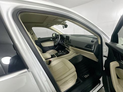 Used 2018 Audi Q5 2.0T Premium Plus w/ Premium Plus Package image 32