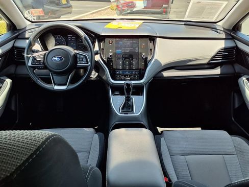Used 2023 Subaru Outback Premium AWD/4WD image 2