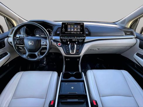 Used 2025 Honda Odyssey EX-L image 16