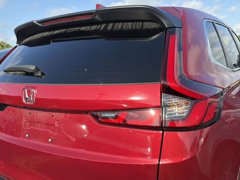 Used 2025 Honda CR-V EX image 11