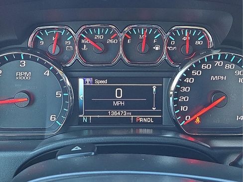 Used 2018 Chevrolet Silverado 1500 LT w/ Texas Edition image 23