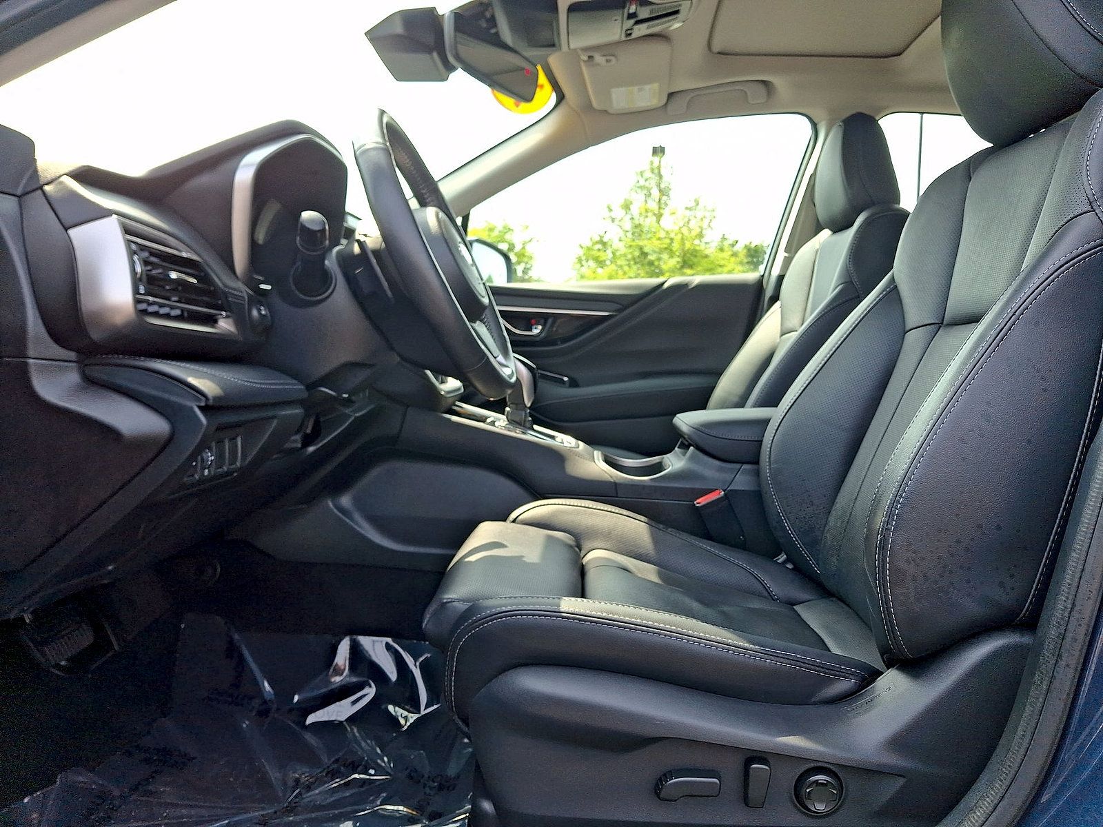 Used 2025 Subaru Legacy Touring XT AWD/4WD image 11