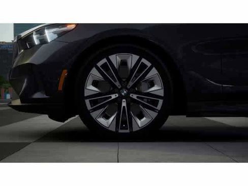 New 2026 BMW 530i RWD image 7