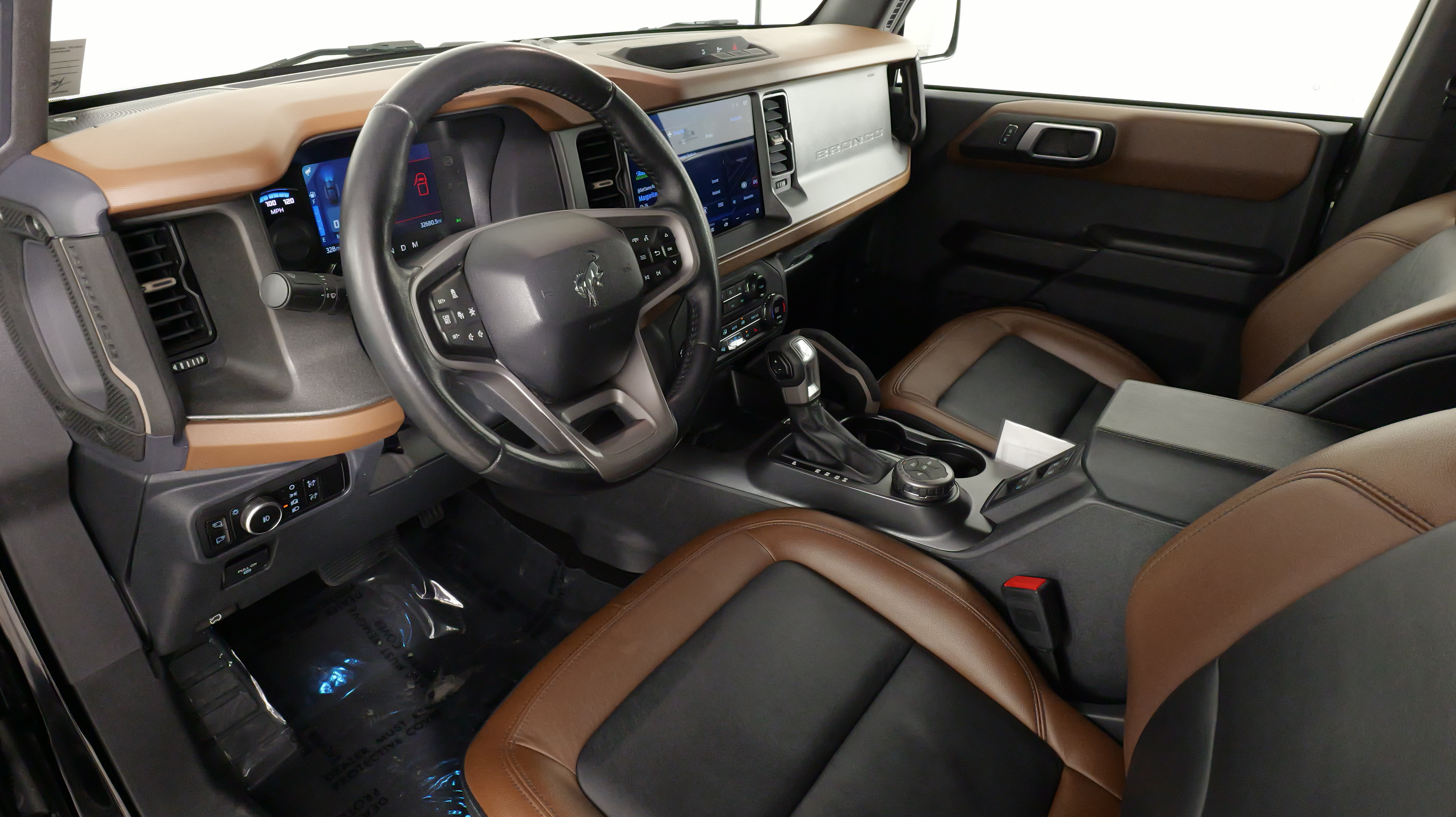 Used 2024 Ford Bronco Outer Banks AWD/4WD image 27