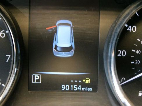 Used 2017 Nissan Rogue SV AWD/4WD image 19