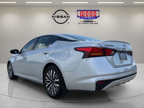 Certified 2024 Nissan Altima 2.5 SV FWD image 4