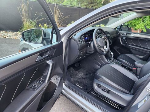 Certified 2023 Volkswagen Tiguan SE image 26