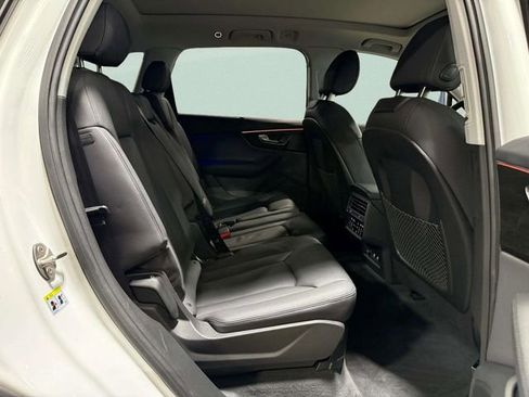 Used 2023 Audi Q7 3.0T Prestige image 26