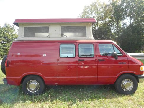 Used 1994 Dodge B350 RWD image 6