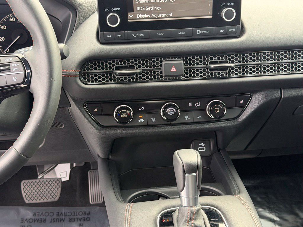 Certified 2023 Honda HR-V Sport image 19