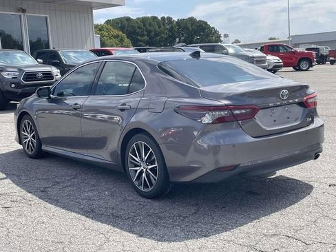 Used 2023 Toyota Camry XLE w/ Navigation Package image 6