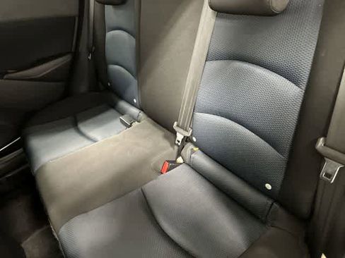 Used 2018 Toyota Yaris iA image 11