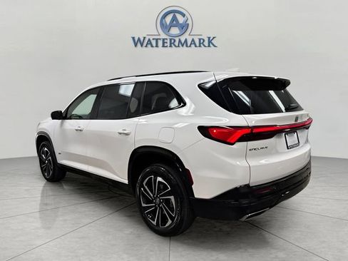 Used 2025 Buick Enclave Sport Touring image 3