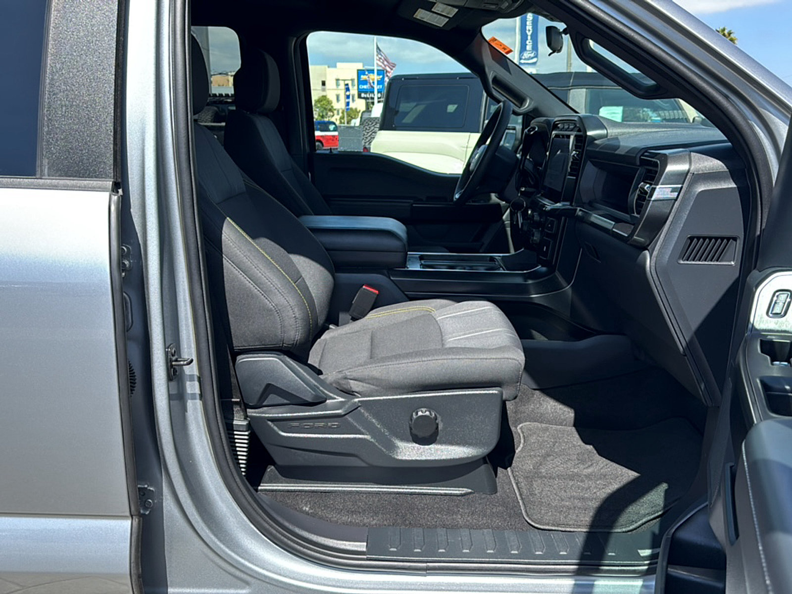Used 2024 Ford F150 STX RWD image 6