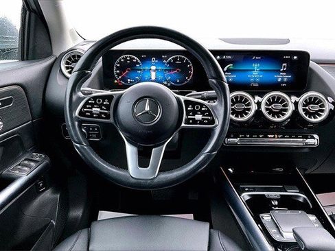 Certified 2023 Mercedes-Benz GLA 250 4MATIC image 11