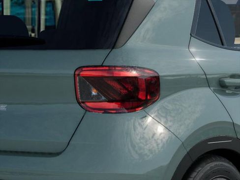 New 2026 Hyundai Venue SEL FWD image 10