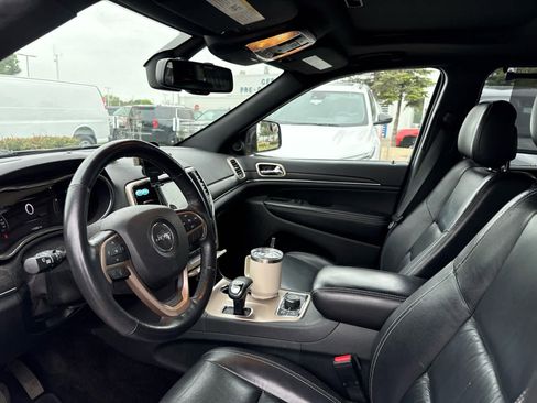 Used 2015 Jeep Grand Cherokee Limited AWD/4WD image 5