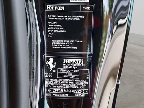 Used 2023 Ferrari F8 Tributo RWD image 21