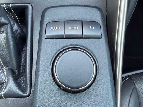 Used 2017 Lexus IS 200t RWD image 13