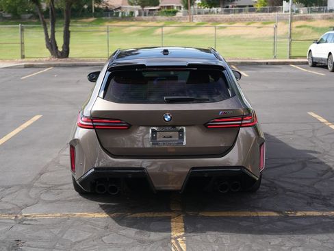 Used 2026 BMW M5 Touring AWD/4WD image 4