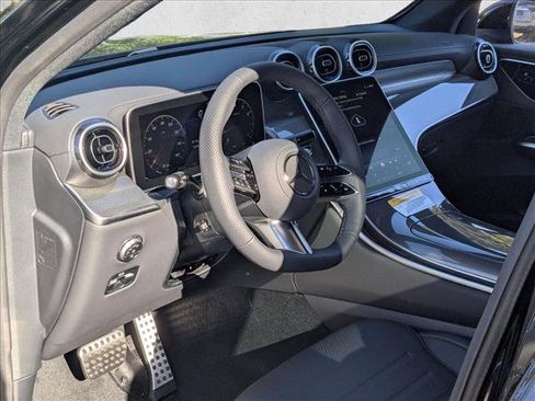 New 2026 Mercedes-Benz GLC 300 image 3