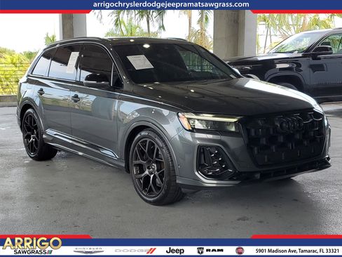 Used 2025 Audi SQ7 Premium Plus w/ Executive Package AWD/4WD image 1
