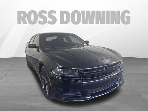 Used 2022 Dodge Charger SXT w/ Plus Group RWD image 3