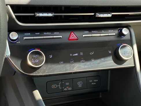 Used 2025 Hyundai Sonata SEL FWD image 18