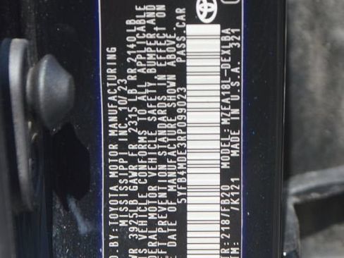 Used 2024 Toyota Corolla LE FWD image 25