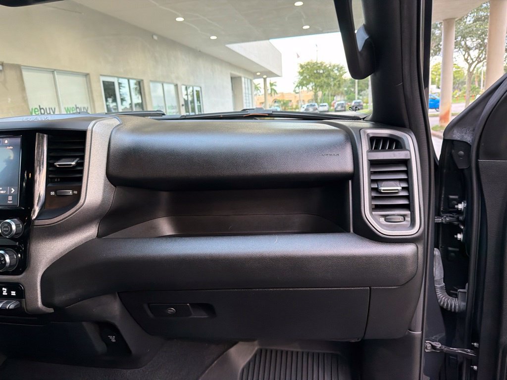Used 2025 RAM 1500 Warlock AWD/4WD image 28