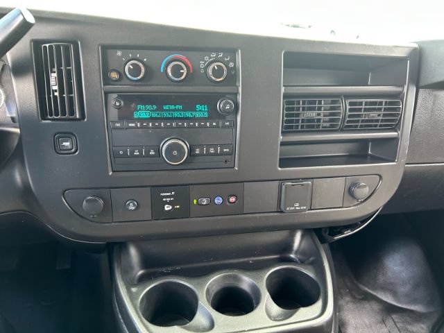 Used 2021 Chevrolet Express 2500 w/ Driver Convenience Package RWD image 27