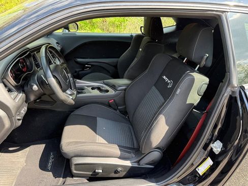 Used 2020 Dodge Challenger SRT Hellcat image 11