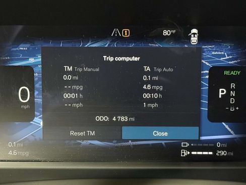 Certified 2025 Volvo XC90 T8 Plus w/ Protection Package Premier AWD/4WD image 5