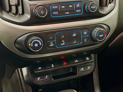 Used 2018 Chevrolet Colorado LT w/ LT Convenience Package image 24