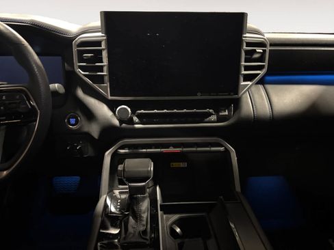 Used 2023 Toyota Tundra Platinum image 12