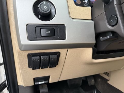 Used 2013 Ford F150 Lariat w/ Luxury Equipment Group AWD/4WD image 15