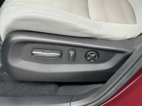 Used 2019 Honda CR-V EX image 13