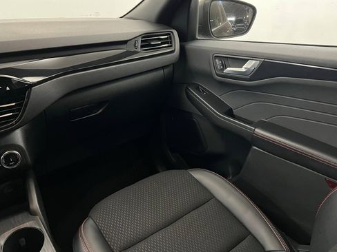 Used 2025 Ford Escape ST-Line image 11