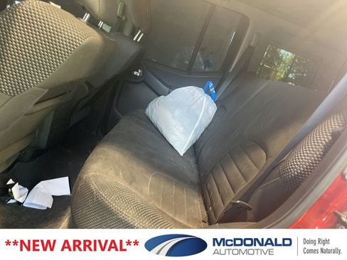Used 2011 Nissan Xterra PRO-4X AWD/4WD image 5