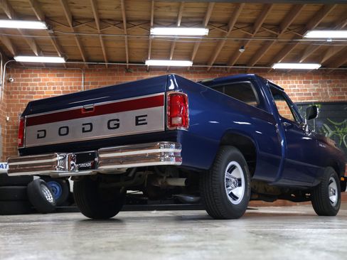 Used 1992 Dodge D/W Truck 150 image 34