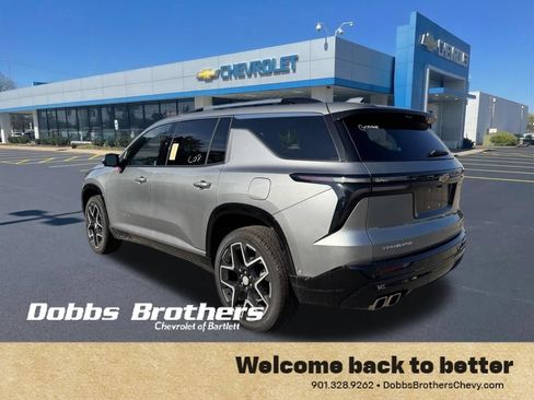 Used 2025 Chevrolet Traverse High Country FWD image 6