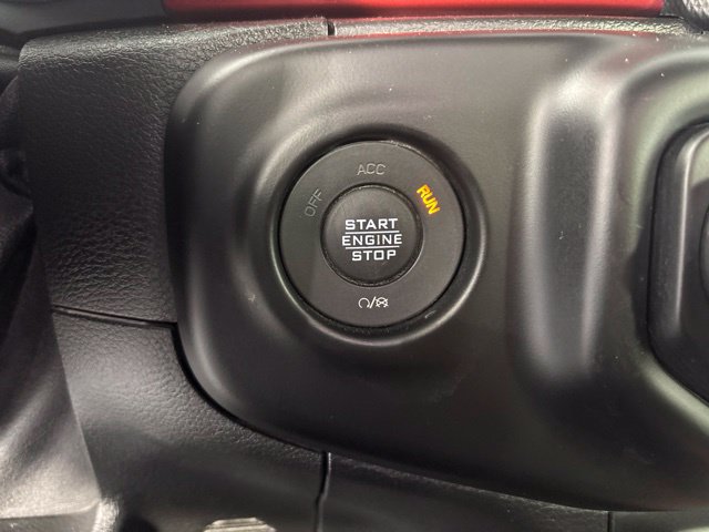 Used 2021 Jeep Wrangler Unlimited Rubicon w/ Cold Weather Group AWD/4WD image 14