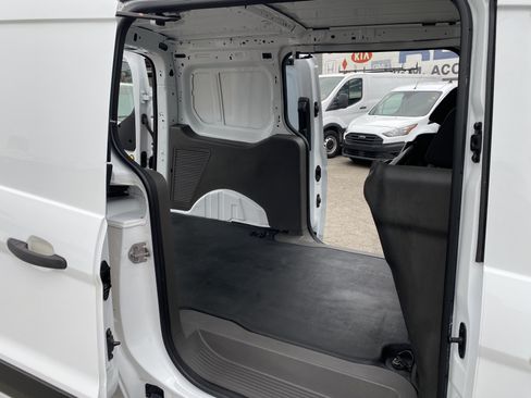 Used 2022 Ford Transit Connect XL FWD image 17