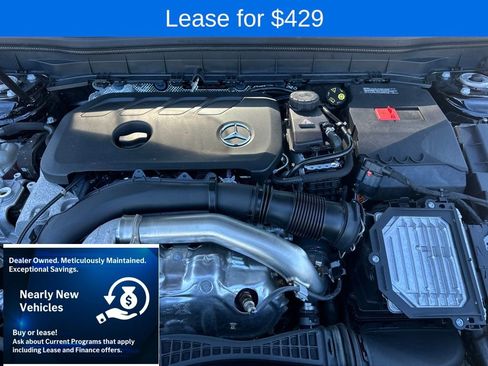 Used 2025 Mercedes-Benz GLB 250 4MATIC image 16