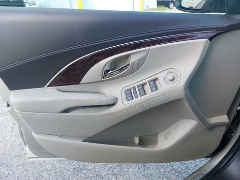 Used 2015 Buick LaCrosse Leather image 28